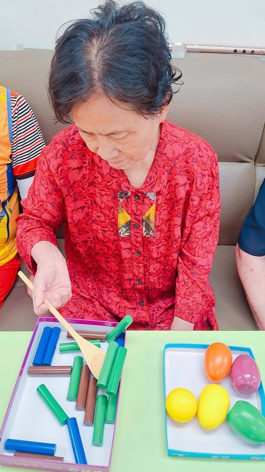 00 04 35841_0-crop.jpg