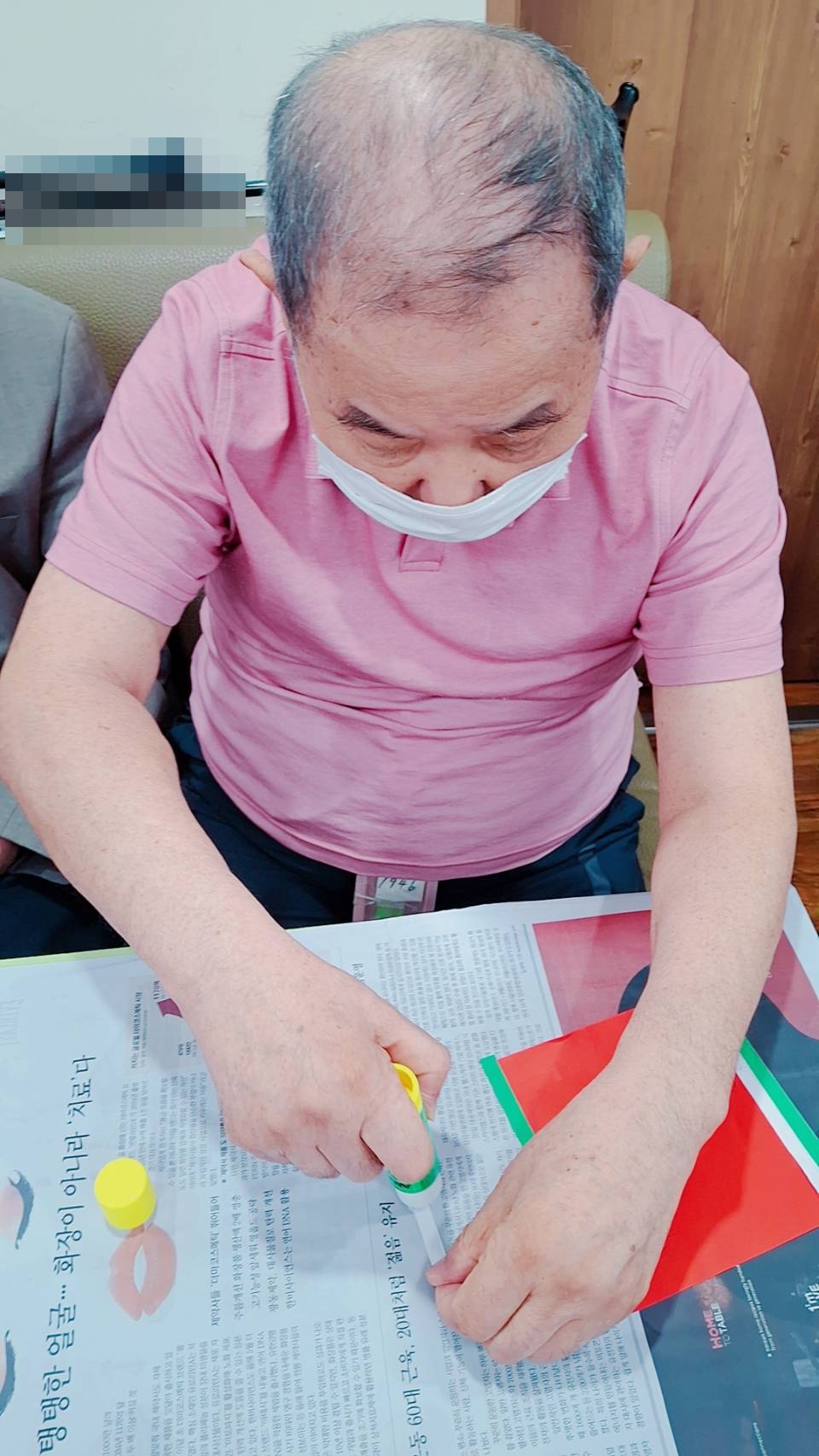 09 36403_0.jpg